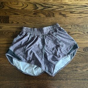 Lululemon Hotty Hots 4” Grey